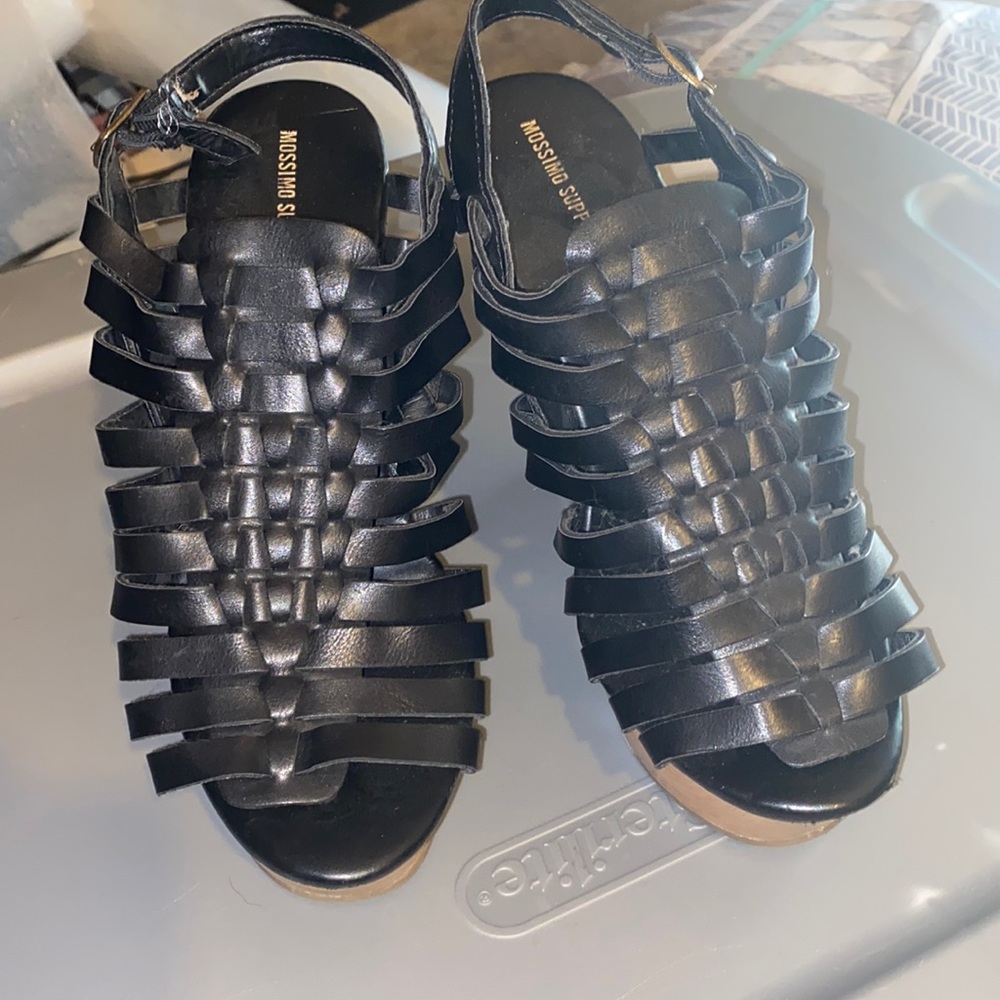 Wedge sandal size 8